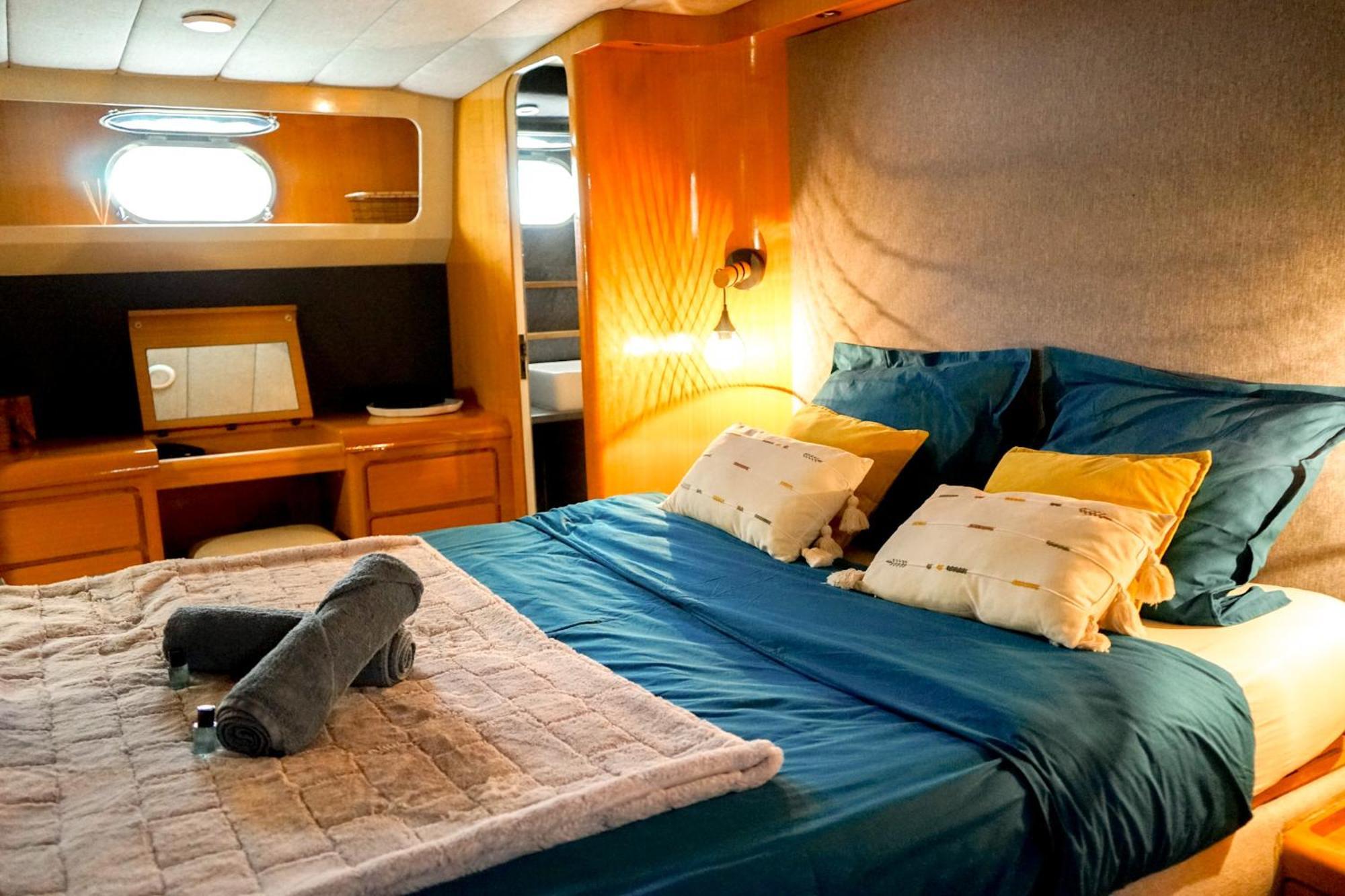 Yacht Aquamarina Vieux Port La Rochelle Hotell La Rochelle  Eksteriør bilde
